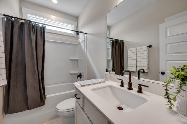 224 Creek Pointe Drive, Moncks Corner, SC 29461