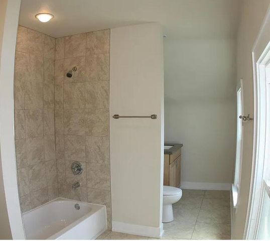 3731 W Dorothy PLACE, Milwaukee, WI 53215