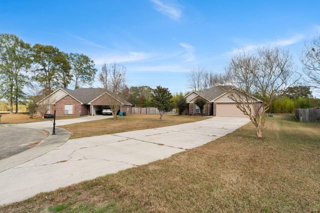 12 Cobblestone, Sumrall, MS 39482