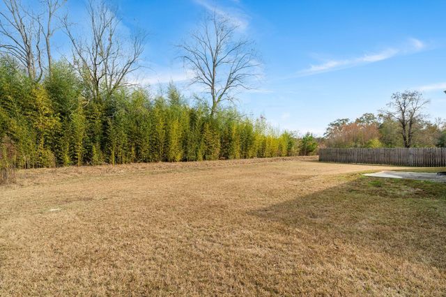 12 Cobblestone, Sumrall, MS 39482