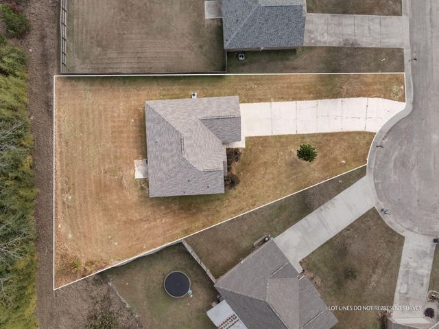 12 Cobblestone, Sumrall, MS 39482