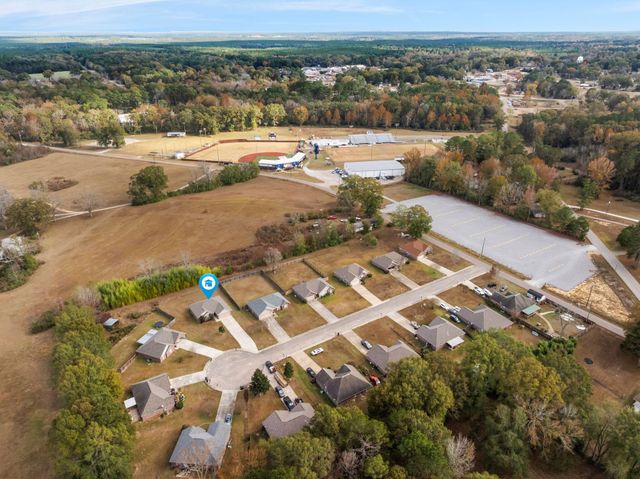 12 Cobblestone, Sumrall, MS 39482