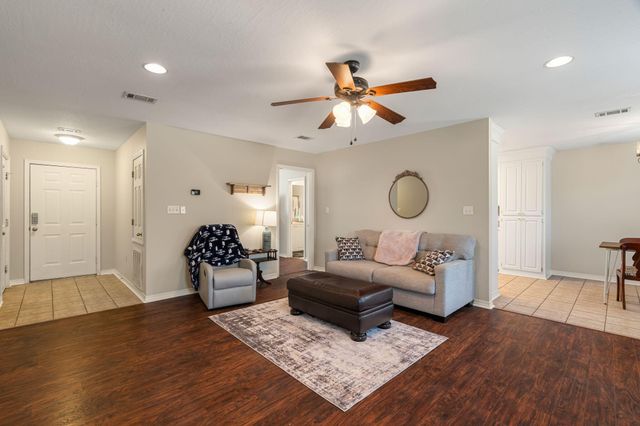 12 Cobblestone, Sumrall, MS 39482