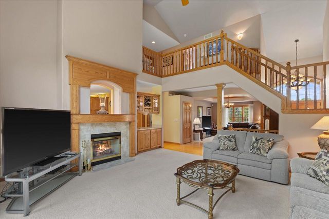 S67W20039 Benjamin COURT, Muskego, WI 53150