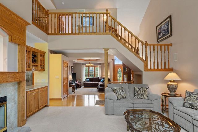 S67W20039 Benjamin COURT, Muskego, WI 53150