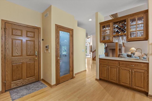 S67W20039 Benjamin COURT, Muskego, WI 53150