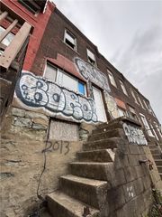 2013 Blvd Of The Allies, E Pittsburgh, PA 15219