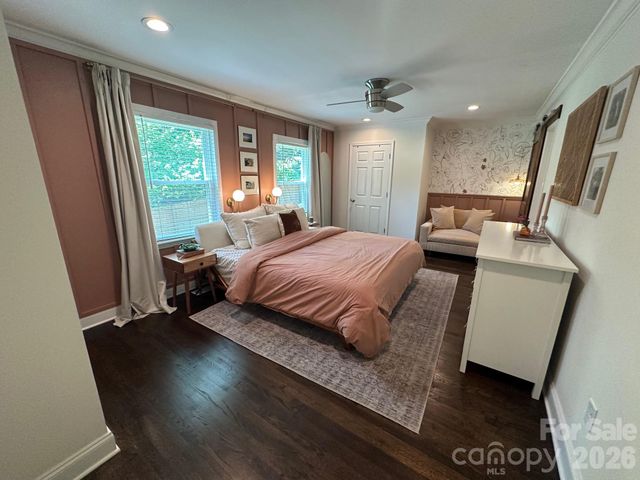 3821 Dunwoody Drive, Charlotte, NC 28215