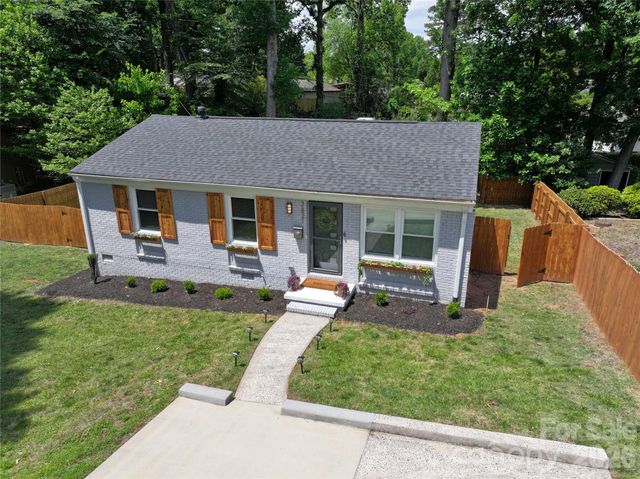 3821 Dunwoody Drive, Charlotte, NC 28215
