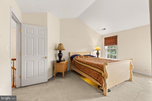 35554 SARASOTA ST, Round Hill, VA 20141