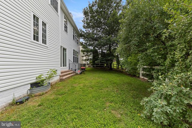 35554 SARASOTA ST, Round Hill, VA 20141