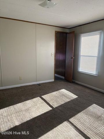 117 Belgrade Extension Road, Maysville, NC 28555