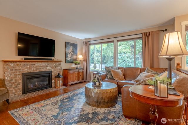 19206 11th Avenue NE, Shoreline, WA 98155