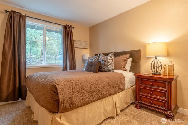 19206 11th Avenue NE, Shoreline, WA 98155