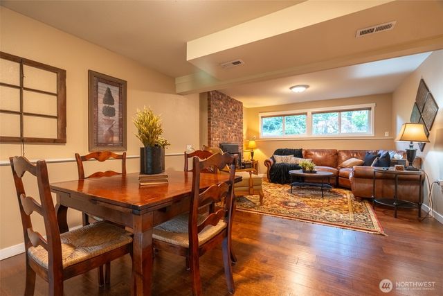 19206 11th Avenue NE, Shoreline, WA 98155