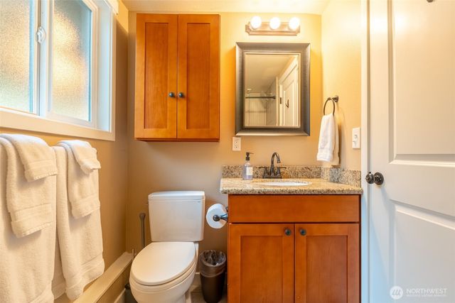 19206 11th Avenue NE, Shoreline, WA 98155