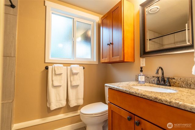 19206 11th Avenue NE, Shoreline, WA 98155