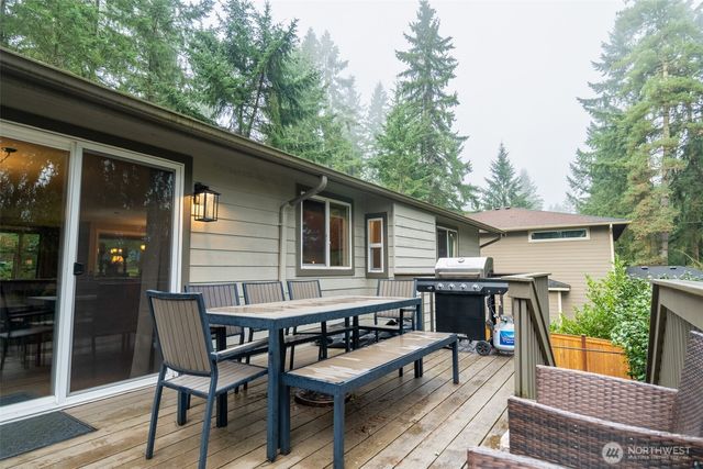 19206 11th Avenue NE, Shoreline, WA 98155