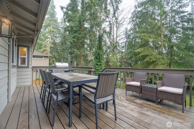 19206 11th Avenue NE, Shoreline, WA 98155