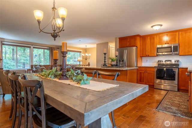 19206 11th Avenue NE, Shoreline, WA 98155