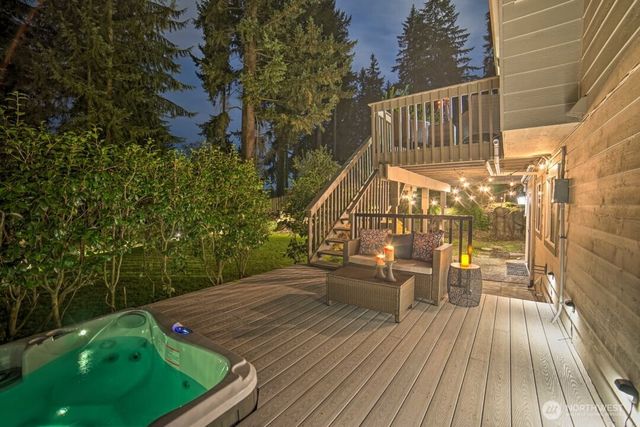 19206 11th Avenue NE, Shoreline, WA 98155