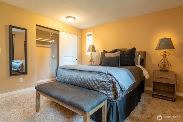 19206 11th Avenue NE, Shoreline, WA 98155