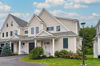 3 Hennery Way Bld E 3, Medfield, MA 02052