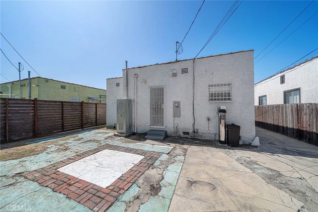 753 W 104th Street, Los Angeles, CA 90044