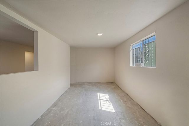 753 W 104th Street, Los Angeles, CA 90044