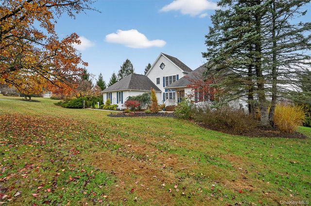 31 Almond Tree Lane, Warwick, NY 10990