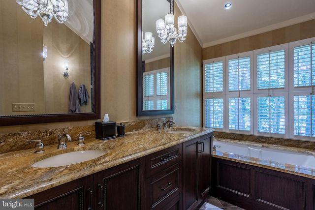 63 RAISIN TREE CIR, Baltimore, MD 21208