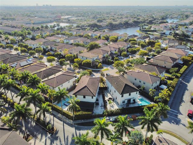 11403 NW 89th St 219, Doral, FL 33178