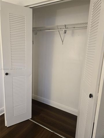 8054 SW 150 AV 408, Miami, FL 33193