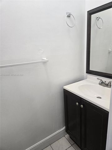 8054 SW 150 AV 408, Miami, FL 33193