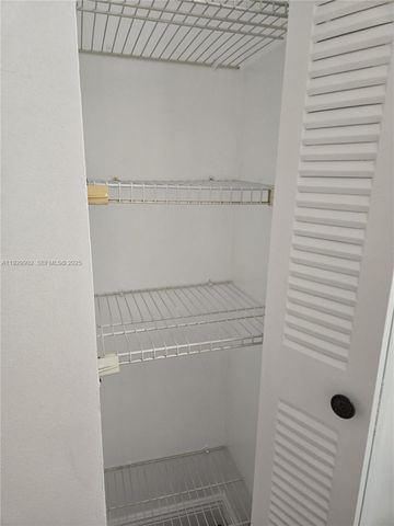 8054 SW 150 AV 408, Miami, FL 33193