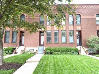 4333 Laclede Avenue D, St Louis, MO 63108