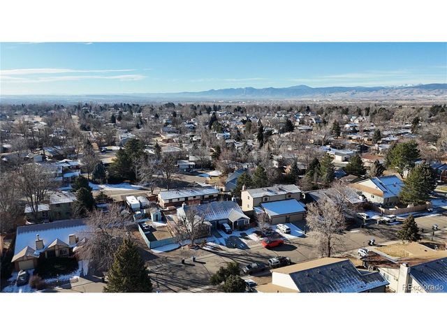 2803 Denver Ave, Longmont, CO 80503