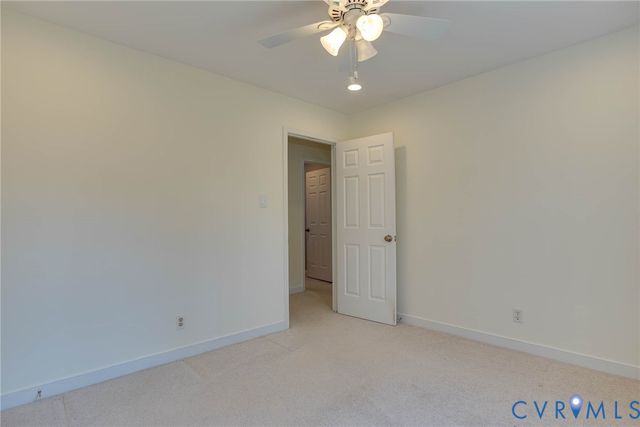 518 Glenmeadow Rd, Midlothian, VA 23114