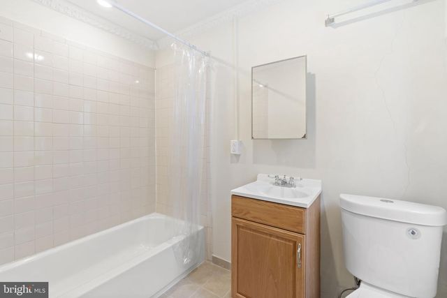 725 S SMEDLEY ST, Philadelphia, PA 19146