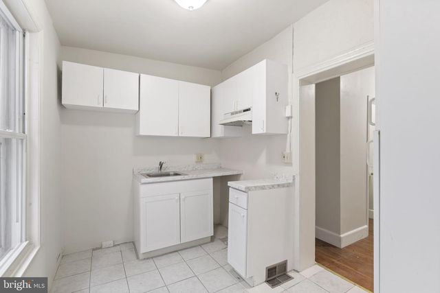 725 S SMEDLEY ST, Philadelphia, PA 19146