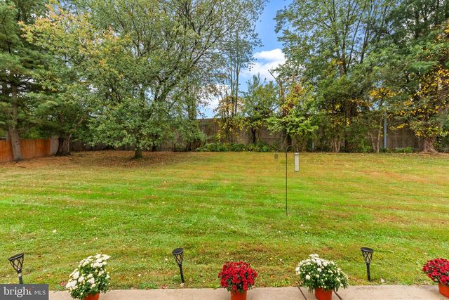 1782 BRANDYWINE DR, Southampton, PA 18966