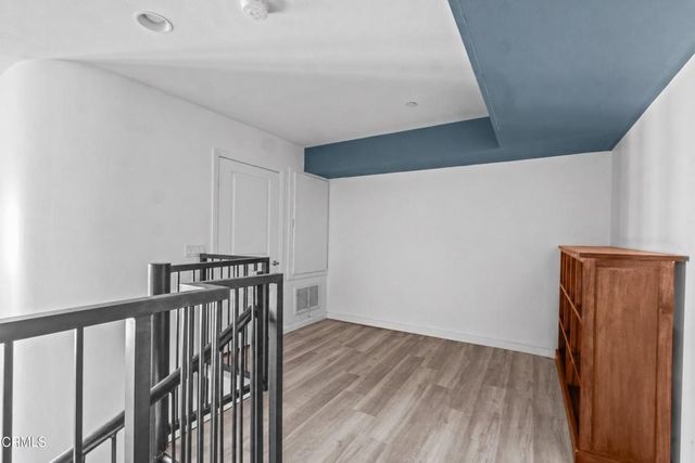 1901 Victoria Avenue 201, Oxnard, CA 93035