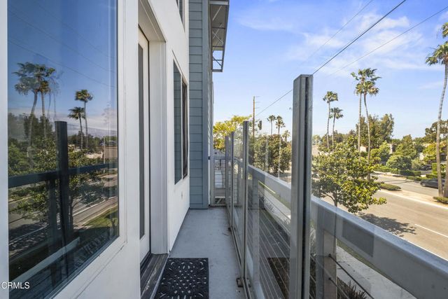 1901 Victoria Avenue 201, Oxnard, CA 93035