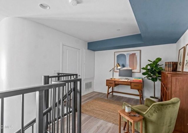 1901 Victoria Avenue 201, Oxnard, CA 93035