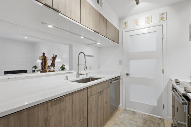 2501 Zia 7-104, Santa Fe, NM 87505