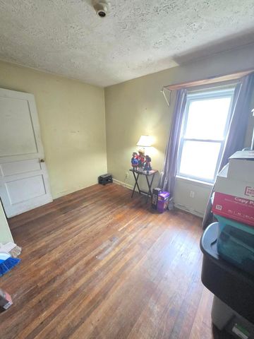2278 Holt Avenue, Columbus, OH 43219