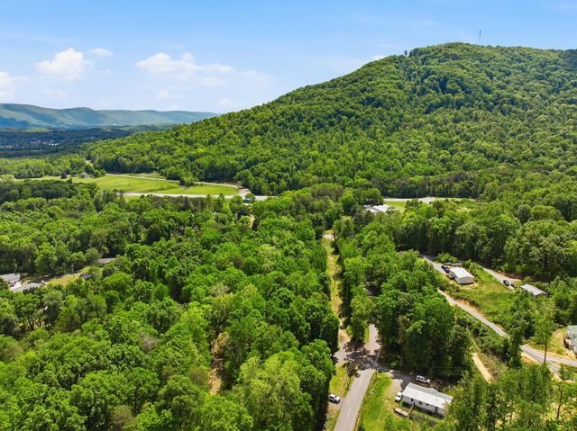 134 Old Union, Dunlap, TN 37327