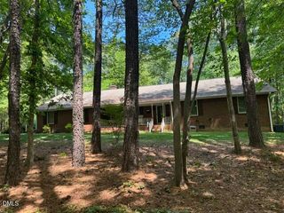 2800 Elsbeth Court, Wake Forest, NC 27587