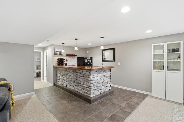 6809 Stewart Road, Columbia Twp, OH 45236