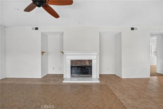 28 Lakeside, Buena Park, CA 90621